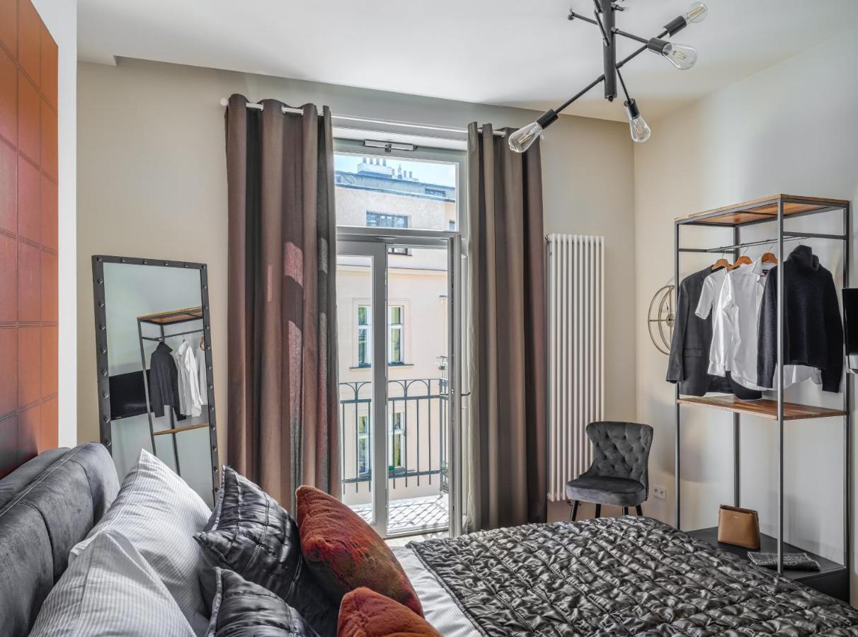 Mn6 Luxury Suites By Adrez Prag Dış mekan fotoğraf