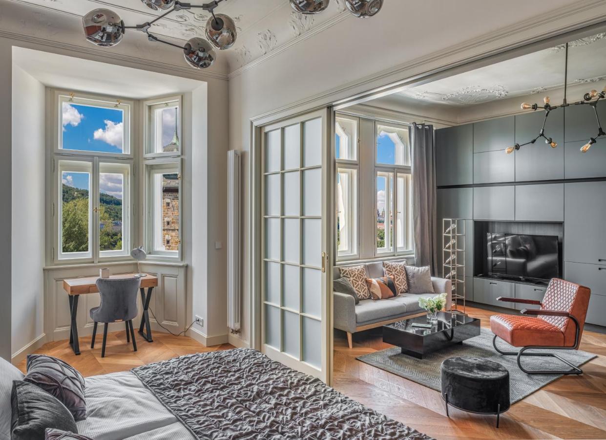 Mn6 Luxury Suites By Adrez Prag Dış mekan fotoğraf
