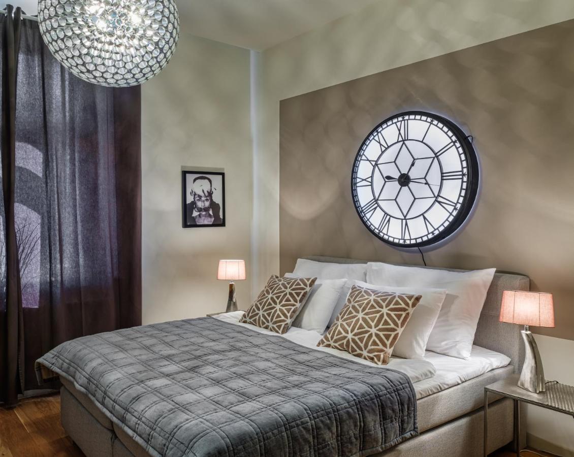 Mn6 Luxury Suites By Adrez Prag Dış mekan fotoğraf