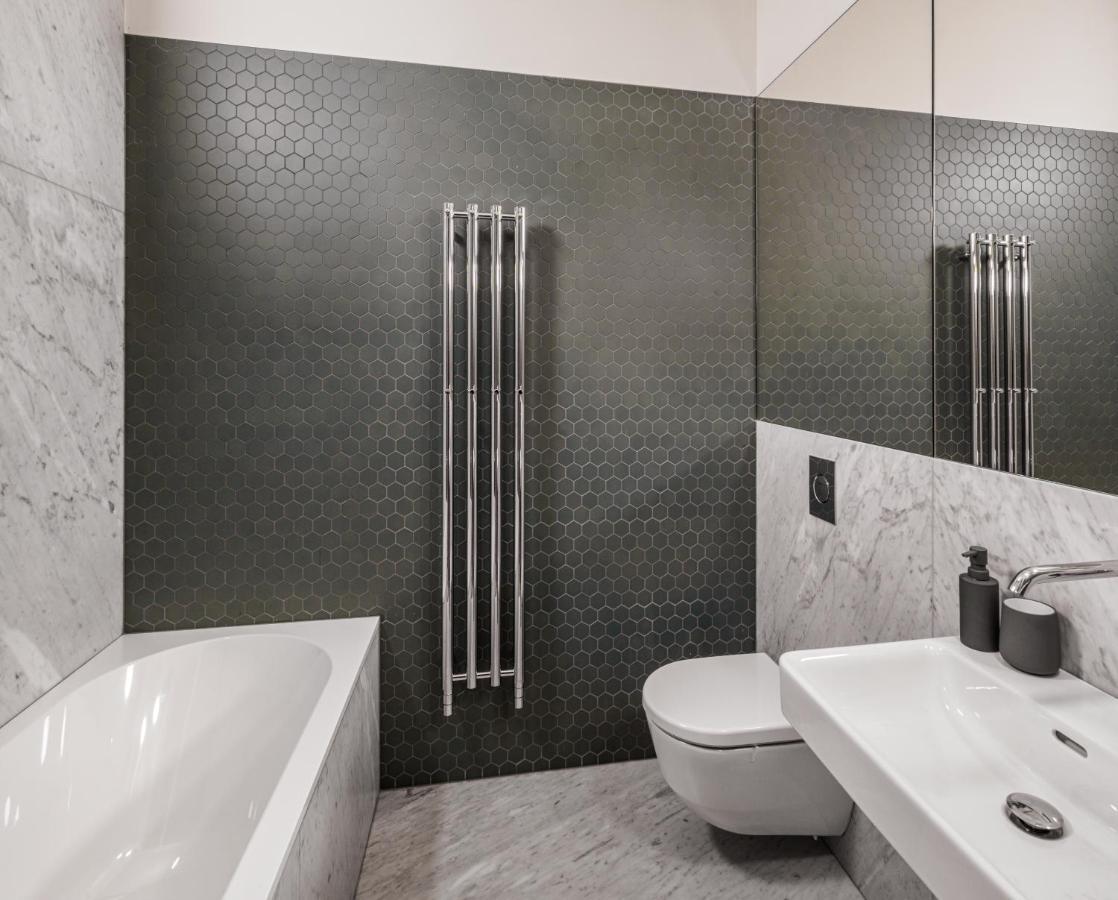 Mn6 Luxury Suites By Adrez Prag Dış mekan fotoğraf