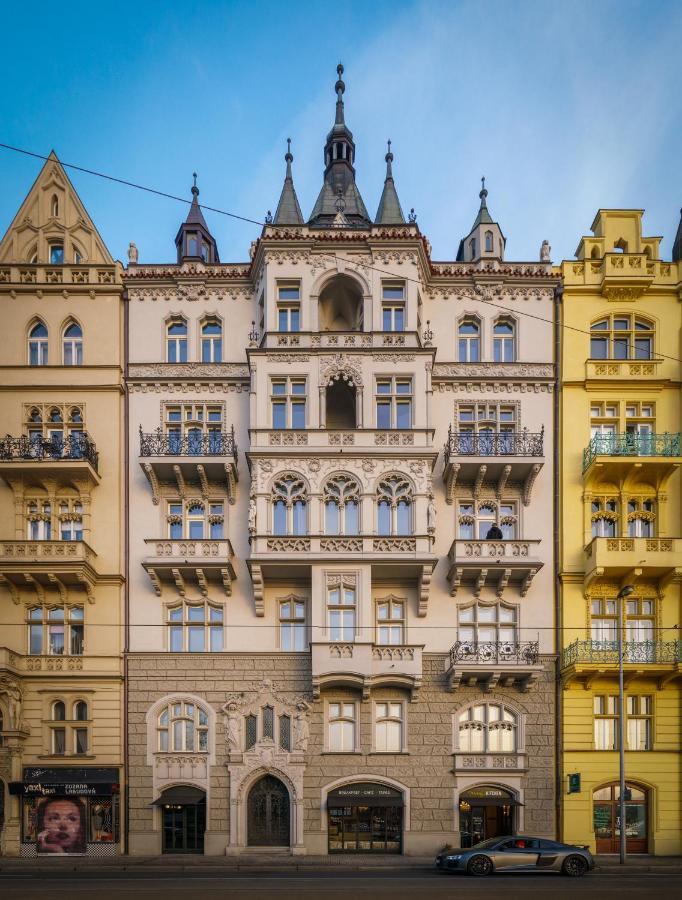 Mn6 Luxury Suites By Adrez Prag Dış mekan fotoğraf