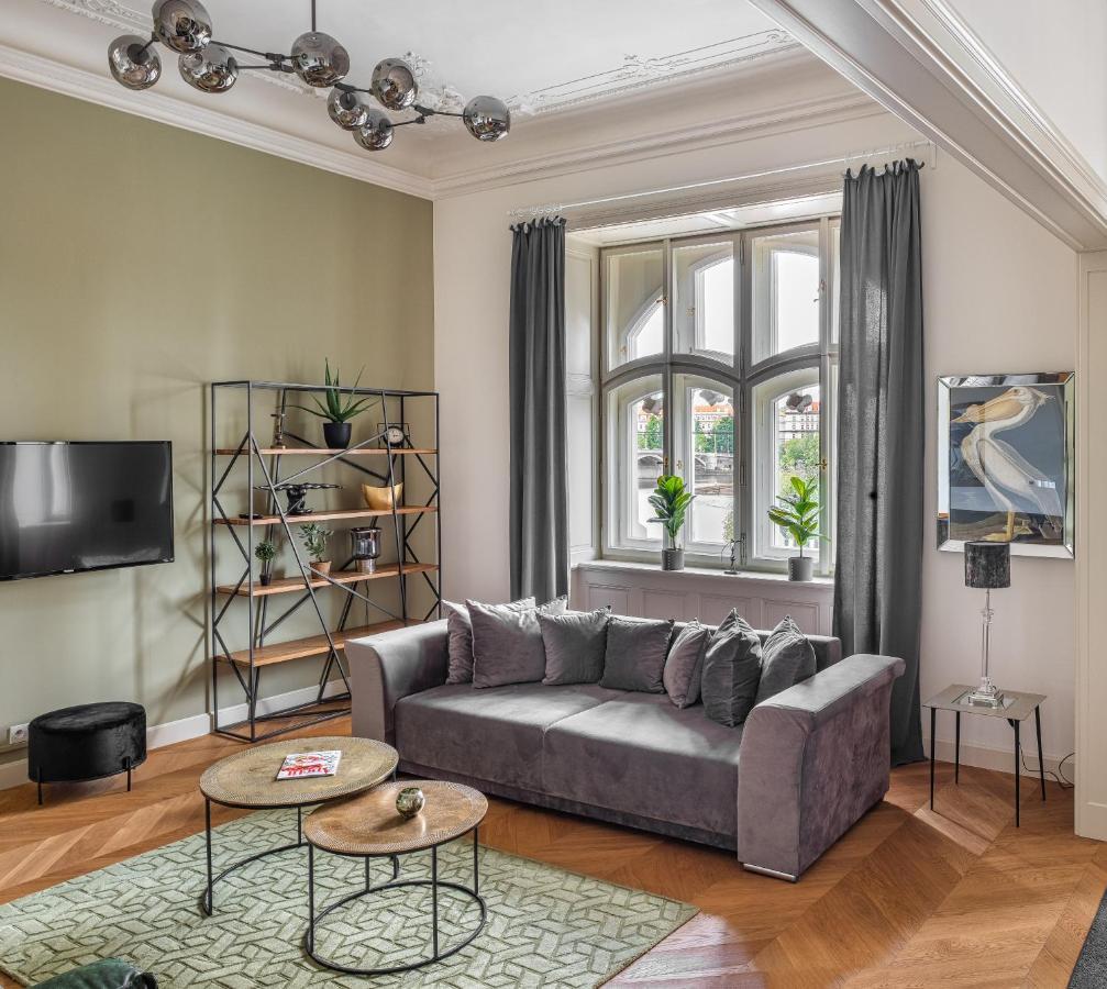 Mn6 Luxury Suites By Adrez Prag Dış mekan fotoğraf